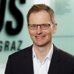 Portraitfoto von Gregor Reautschnig