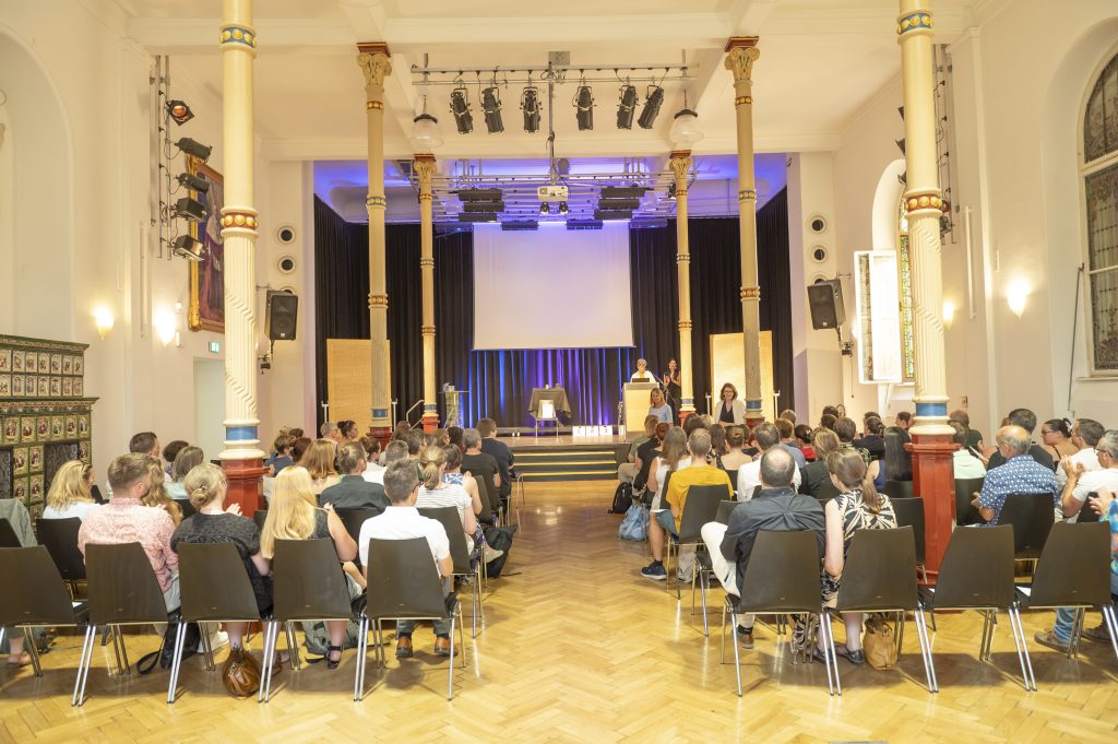 Festsaal der Zertifikatsverleihung