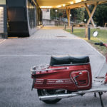 Motorroller vor Gebäude CAMPUS 02