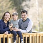 Familienportrait Mutter, Vater und Kind
