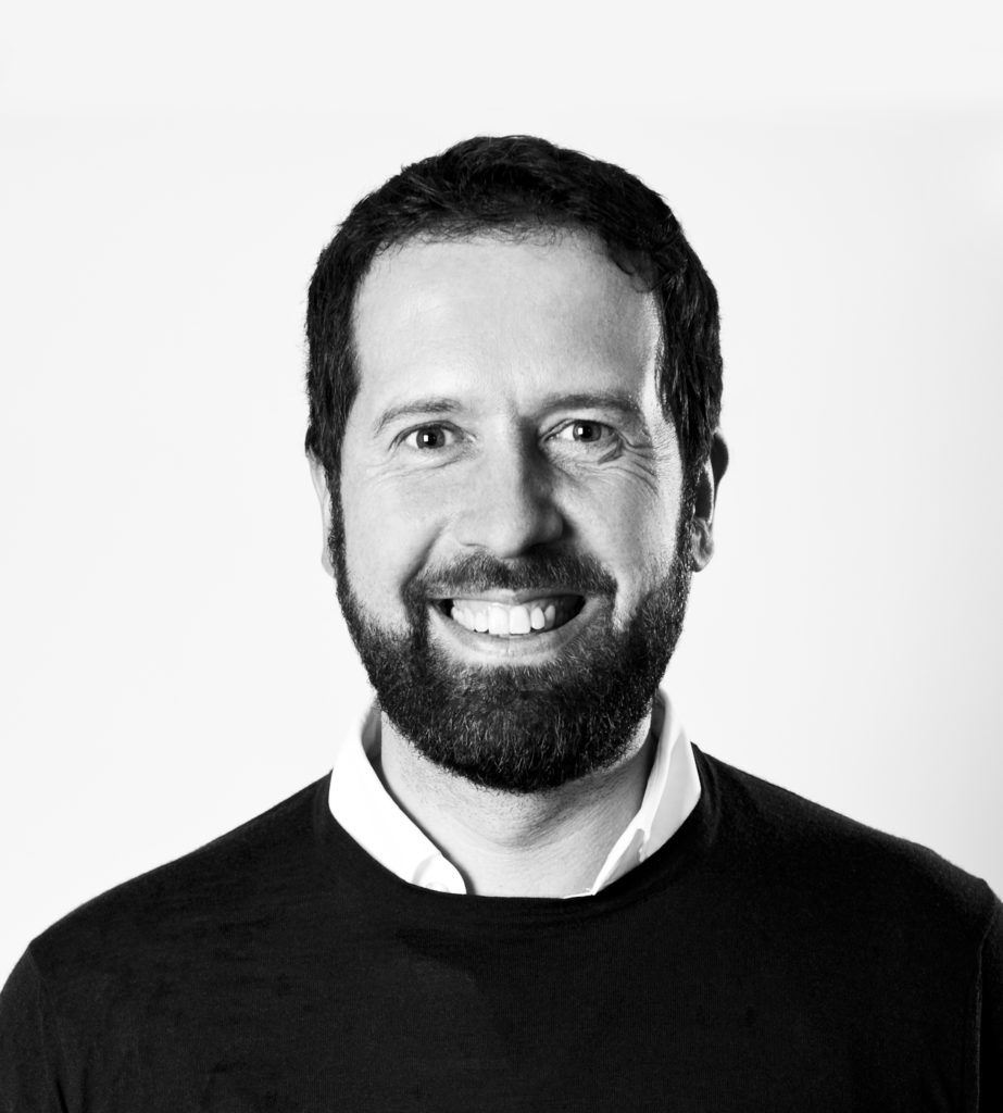Portraitfoto Florian Weitzer