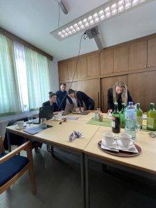 Gemeinsammes Arbeiten an der Swot Analyse für die Gemeinden der Koralm Region