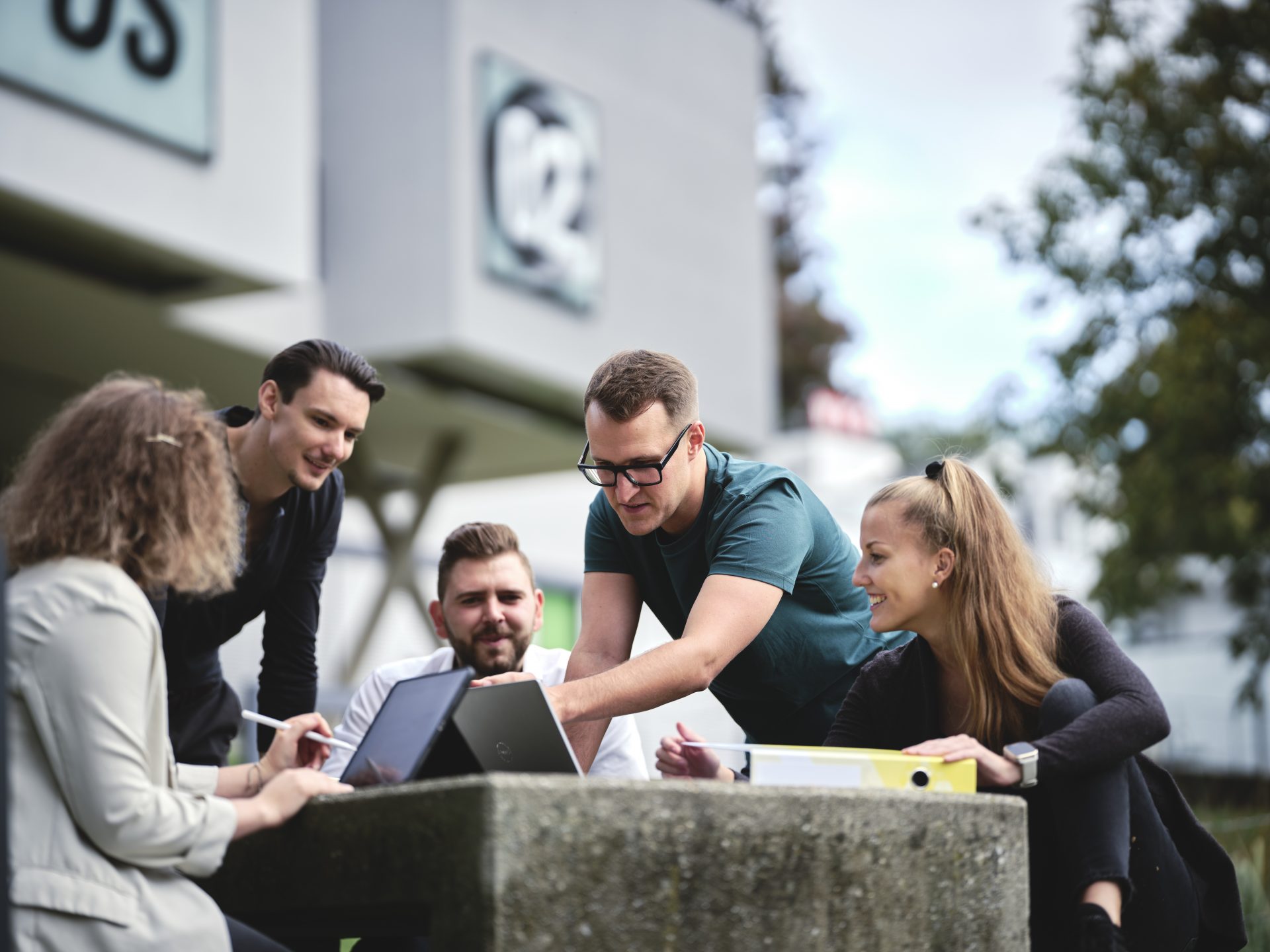 FH CAMPUS 02 mit Studierenden