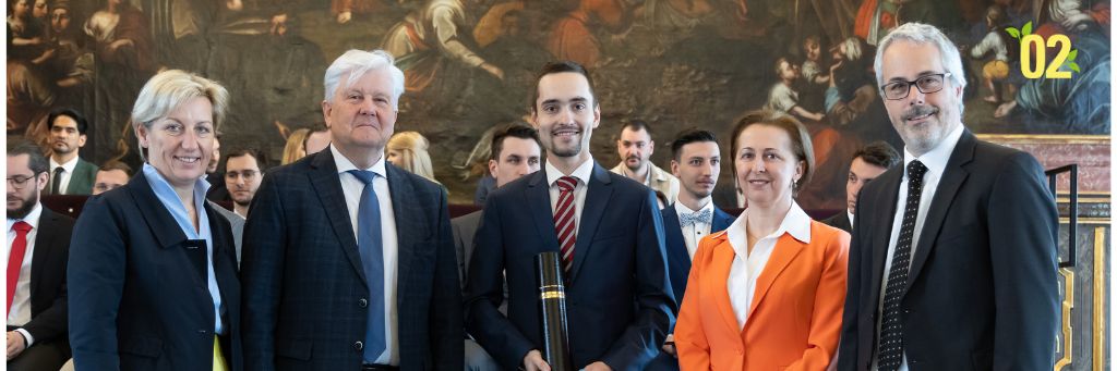 Sponsion mit dem 7000. Absolventen