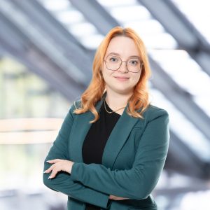 Porträtfoto von Denise Kramer