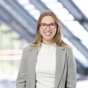 Porträtfoto von Victoria Hausleitner