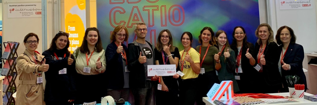 Das Team am Infostand der Messe