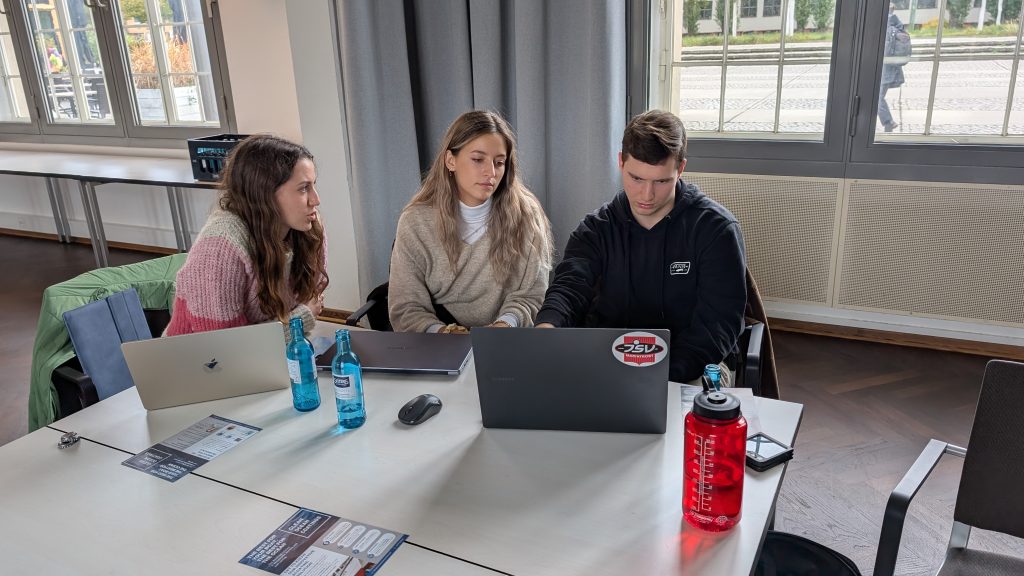 eine weitere Gruppenarbeit von Studierenden