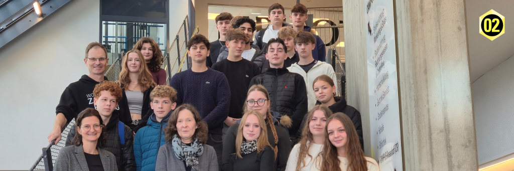 Gruppenfoto der Schülerinnen und Schüler der HAK Deutschlandsberg